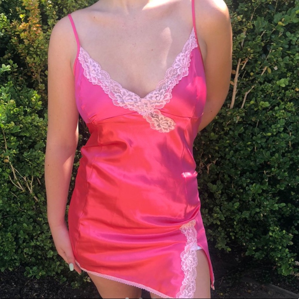 90’s lingerie slip cami dress 💞😌🤍